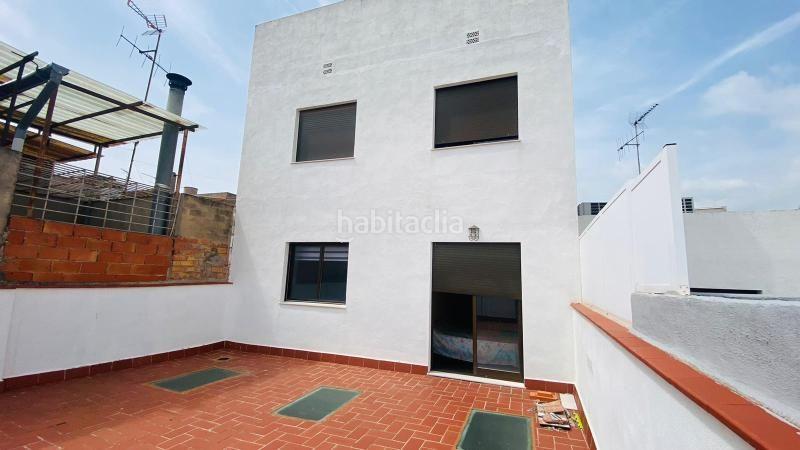 Foto 3466219b-0249-4bda-932b-fd63e29c08c9. Casa  de nueva construccion y amplia facahada en Villarreal / Vila - real