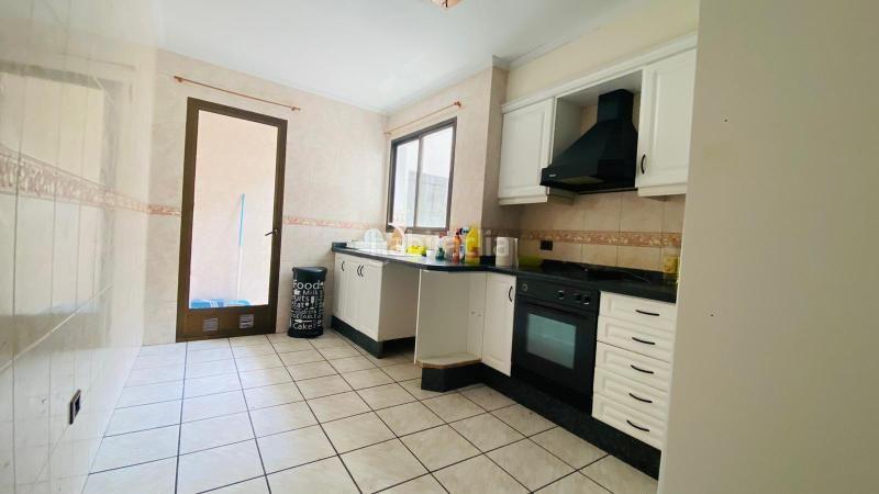 Foto c00af1e4-1a03-478e-a067-03ce4d7d144e. Casa  de nueva construccion y amplia facahada en Villarreal / Vila - real