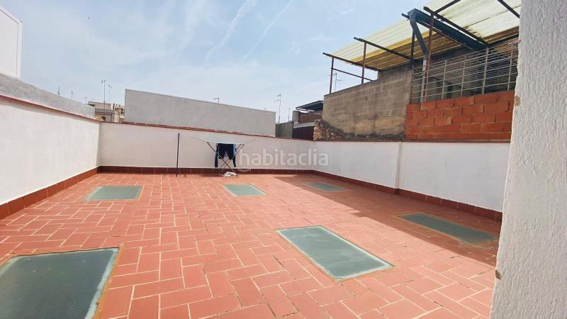 Foto d0fcca32-5698-4e39-8cc3-e52de1a3070f. Casa  de nueva construccion y amplia facahada en Villarreal / Vila - real