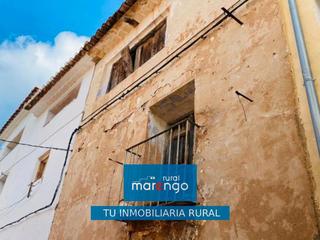 Maison à Fuente la Reina. Casa en casco urbano en fuente la reina