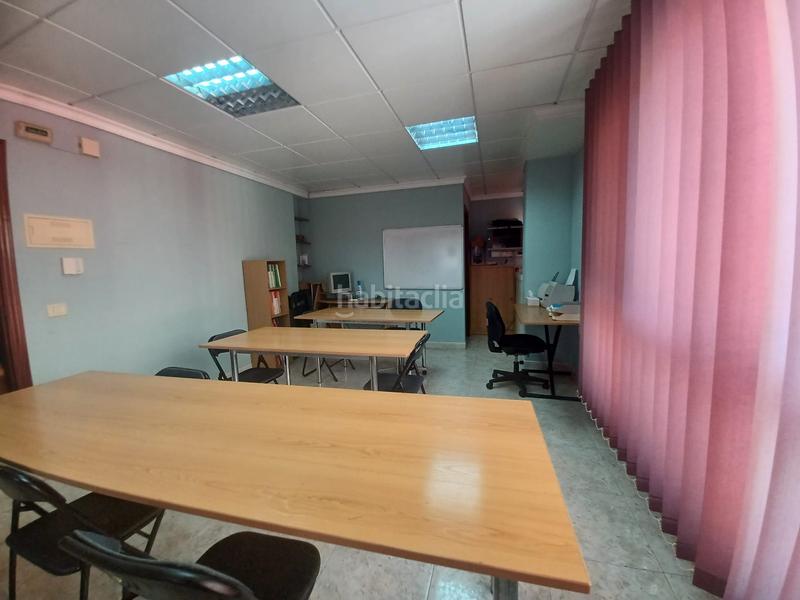Foto e6262f44-fa2a-4885-b2a9-5181f5ab43ed. Location bureau dans El Pilar Villarreal / Vila - real