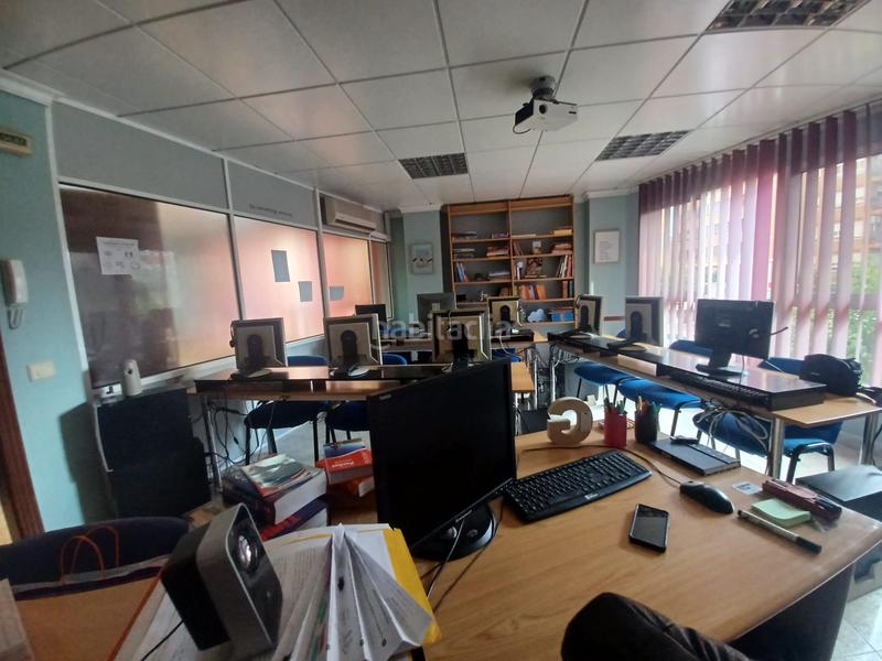 Foto 6a8433f3-a66c-4392-bda8-ee932bbdbe6b. Miete büro in El Pilar Villarreal / Vila - real