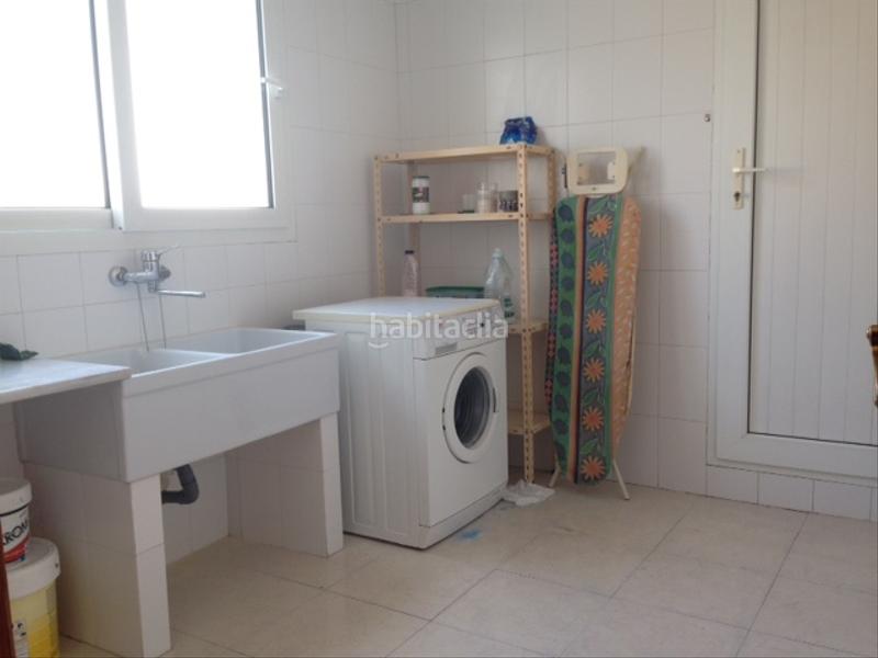 Foto 21190f90-4053-408d-93e6-ea55d0ed90ec. Casa a schiera in Avenida Alemania-Italia Villarreal / Vila - real