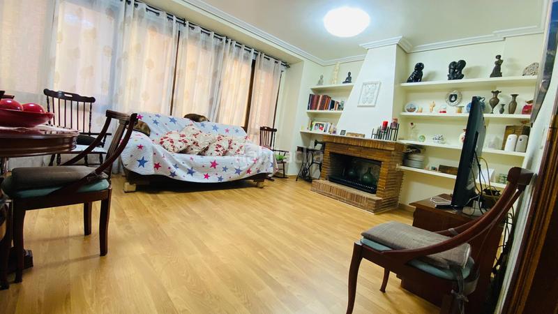 Foto 61920090-fcd6-4af5-8310-649937ff8eb9. Casa adossada amb xemeneia a Centro Villarreal / Vila - real