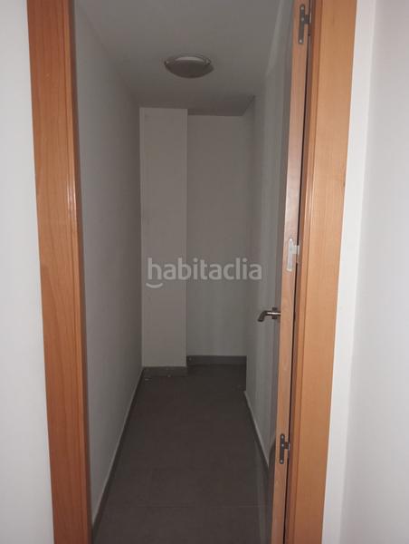Foto b432f407-a415-4c7b-87c2-4e5e216fee99. Rent business premise in Piscinas Villarreal / Vila - real