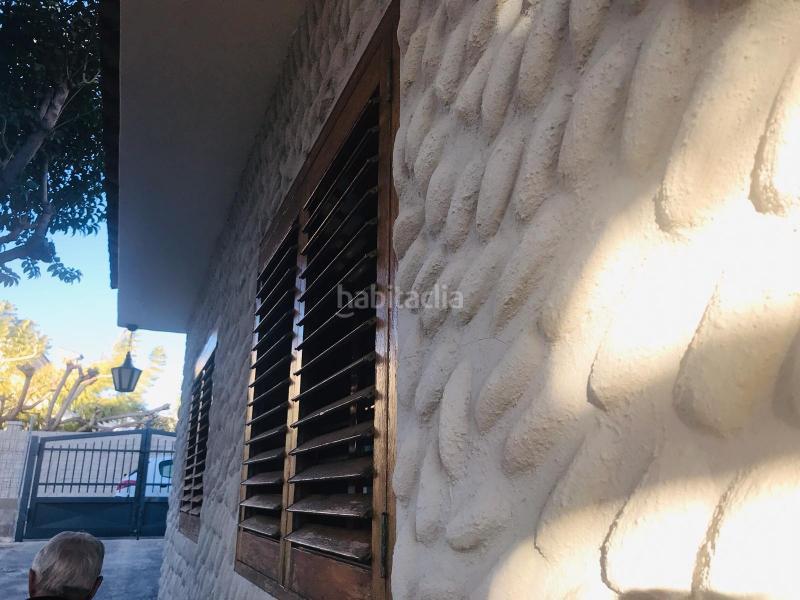 Foto e60fed95-cd34-4be0-983d-e42976a46637. Chalet mit parking in Madrigal Villarreal / Vila - real