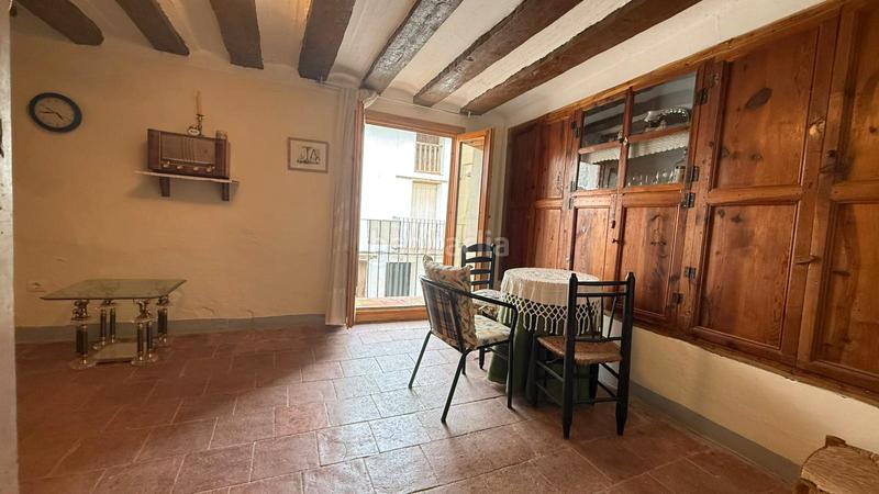 Foto 0d622066-421d-472e-a76a-dab8b9fa0fae. Casa adosada casa en venta en ortells en Morella