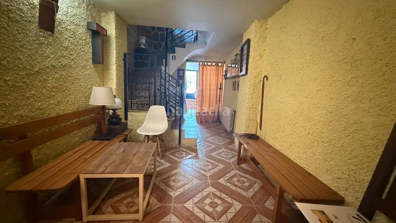 Foto 54c7e908-249e-44c5-9c32-af62e7c0fd01. Casa adossada a Ayódar