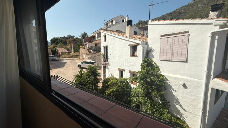 Foto faf3d87e-eb6b-4a44-b377-2d9a35fb7889. Casa adossada a Ayódar