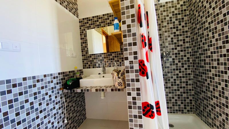 Foto 1e93c78e-aa04-4018-834c-8aa8ce0fe3a6. Casa adossada a Benafigos