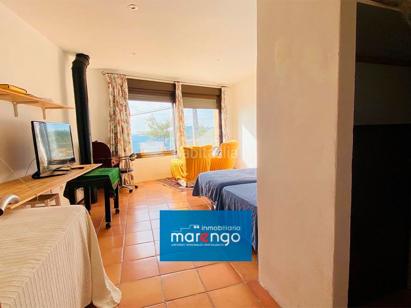 Foto 48976bb4-a3d4-49cf-b4c3-4d87e8bcbe23. Casa adossada a Benafigos