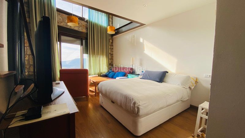 Foto 498efa34-16f6-4700-a2d9-f75cfcaa1b6d. Casa adossada a Benafigos