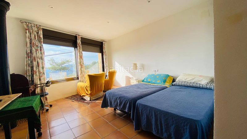 Foto 4c75027c-d125-42ff-9ada-46d1e7bee9c5. Casa adossada a Benafigos