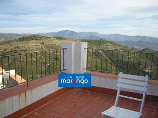 Maison jumelée à Benafigos. Adosado a la venta en benafigos