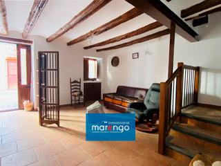 Casa adossada a Forcall. Enrome casa a la venta en forcall