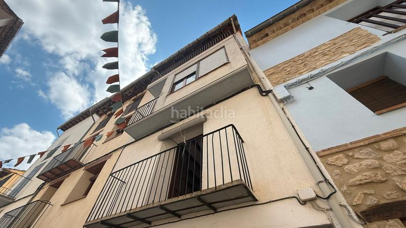 Foto f2ffc8bc-a133-4704-a8aa-4ab7c66007c7. Casa adosada enrome casa a la venta en Forcall