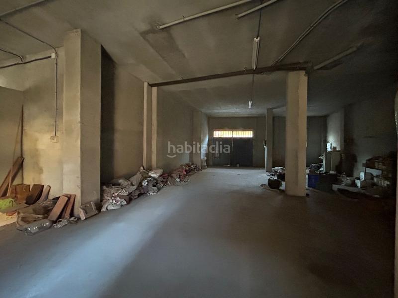 Foto f0cbdda9-8076-4bf6-b371-50cc9f8665db. Locale commerciale in Avenida Alemania-Italia Villarreal / Vila - real