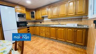 Casa adossada a Centro. Perfecta casa  la venta en vila-real