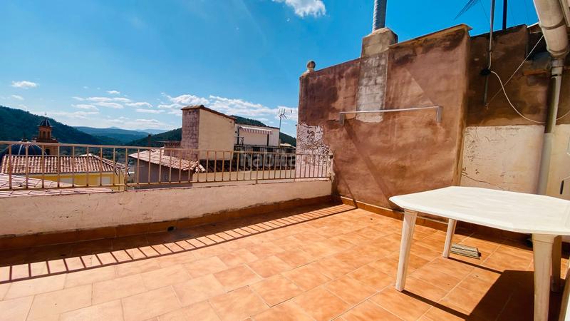 Foto b0162128-741d-4a60-9ea3-c883d3719629. Casa  a la venta en Azuébar