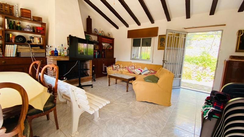 Foto c151e55e-bfcd-432e-b69b-2402e64872c3. Casa  a la venta en Azuébar