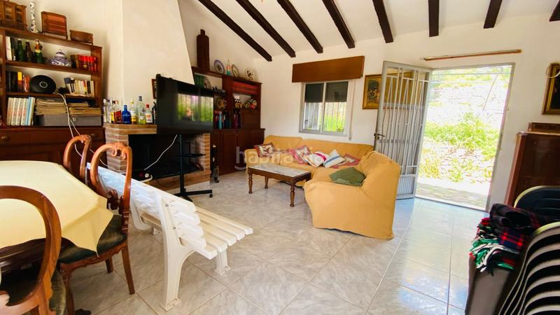 Foto b7fc9fb5-b328-463a-9bca-82357eac6ae3. Casa a Azuébar