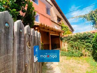 Masia a Villarluengo. Casa rural en montoro de mezquita