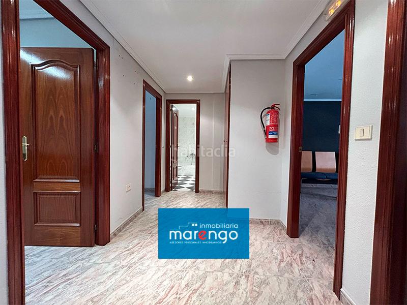 Foto 1030d06c-b528-467c-b6b0-4984d98a7a0d. Miete büro in Piscinas Villarreal / Vila - real