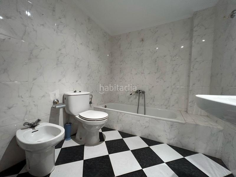 Foto 9d6d67fa-71ca-467d-b8f7-e81dfab40ecf. Miete büro in Piscinas Villarreal / Vila - real