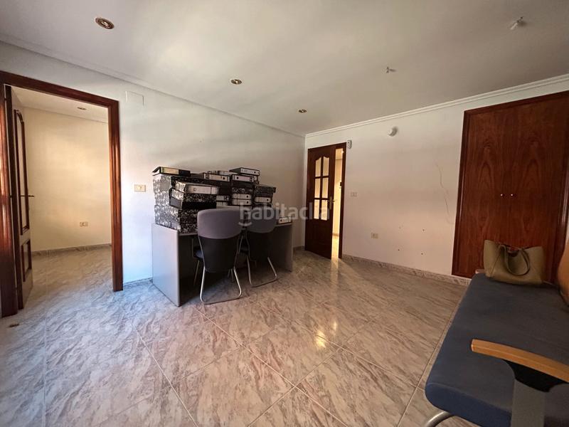 Foto c9c58335-5a5d-4a25-a1aa-6e284bcc6112. Miete büro in Piscinas Villarreal / Vila - real