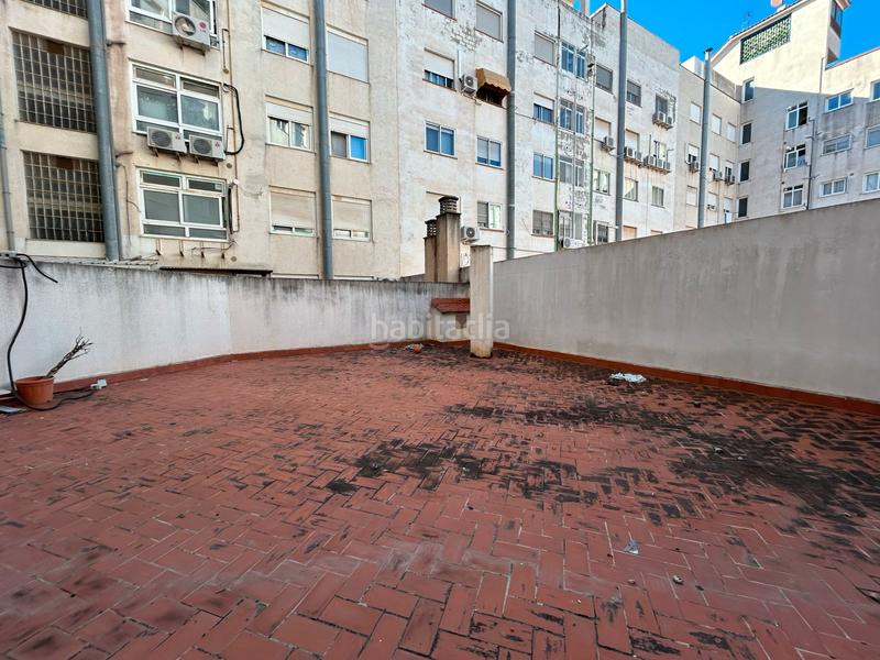 Foto e2076dbe-8df1-4ded-beff-edce3ccf47fb. Miete büro in Piscinas Villarreal / Vila - real