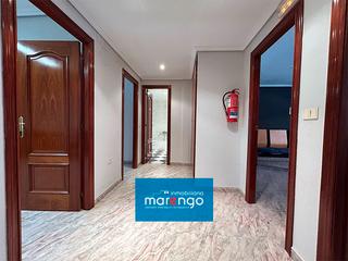 Rent Office space in Piscinas. Entresuelo en alquiler en vila-real
