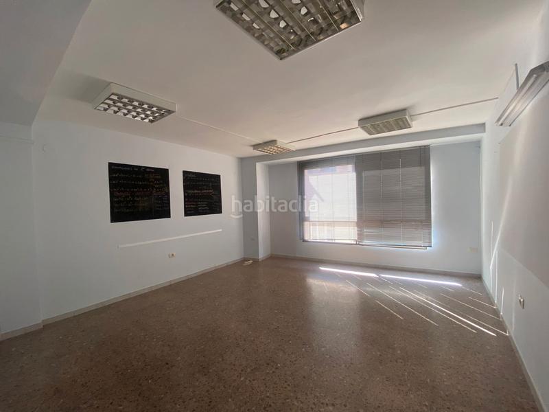 Foto c4652625-62ef-4526-abf5-8ba5608512d8. Location bureau dans Centro Villarreal / Vila - real