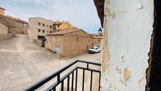 Maison à Gúdar. Casa adosada en gudar