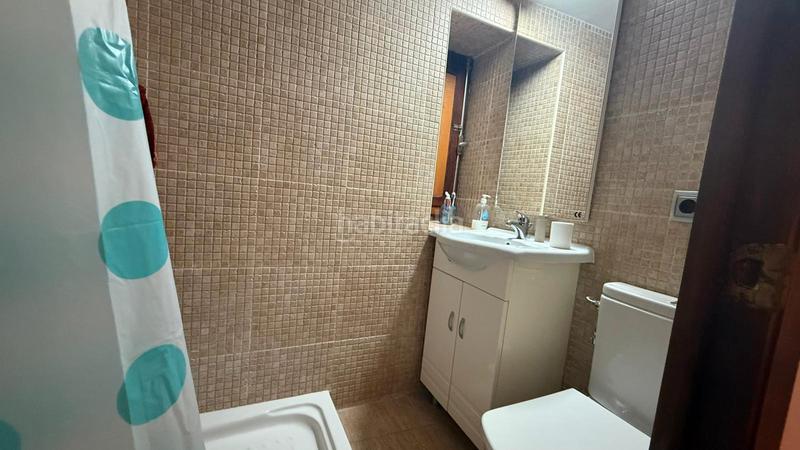 Foto 10b74a7f-66bb-427d-84bf-29ba65e8e122. Casa aparellada amb xemeneia a Villafranca del Cid