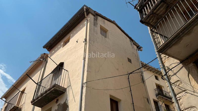 Foto 46037942-7019-431a-a20b-54bc9ac9b5db. Casa aparellada amb xemeneia a Villafranca del Cid