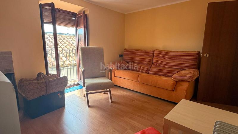 Foto 7c5814e4-fe8f-4aee-a87b-92a7fd499ffd. Casa aparellada amb xemeneia a Villafranca del Cid