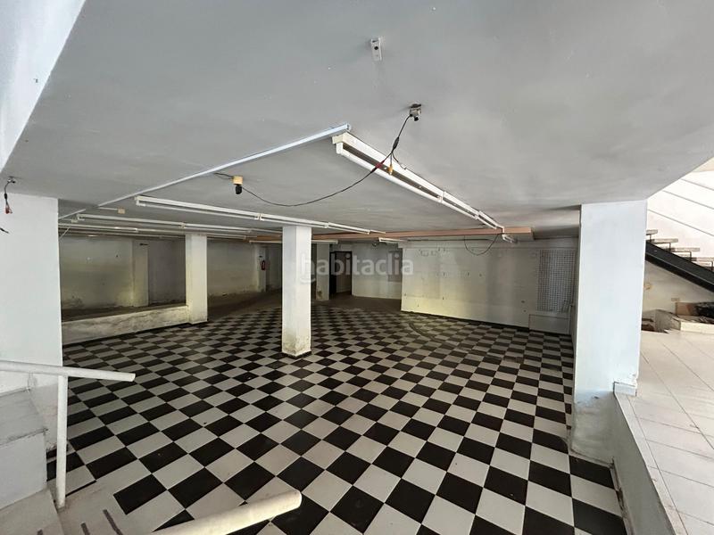 Foto ee9d657f-e405-4f55-8b55-8b0a38a3024c. Local comercial a Avenida Alemania-Italia Villarreal / Vila - real