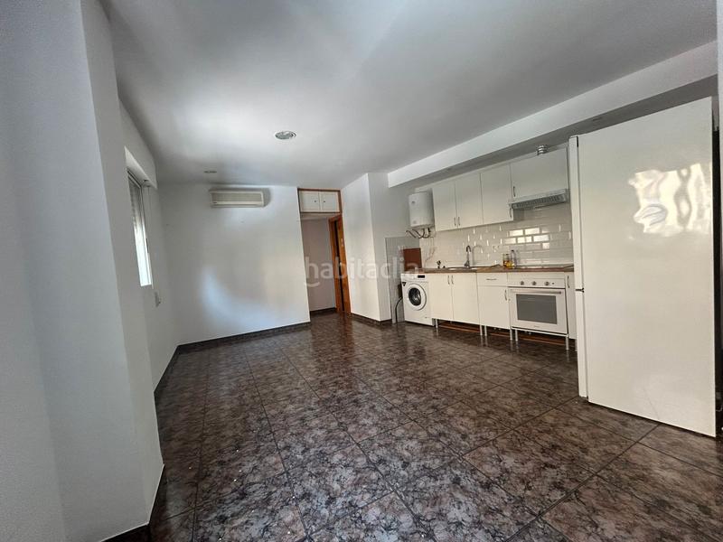 Foto 4a2a19d6-938d-43f6-ac06-2d58c369d432. Piso entresuelo en venta en vila-real en Centro Villarreal / Vila - real