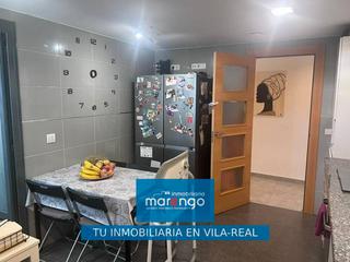 Appartement à Avenida Alemania-Italia. Piso en avenida italia vila-real