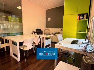Lloguer Local Comercial a Piscinas. Alquiler de local muy versátil en vila-real