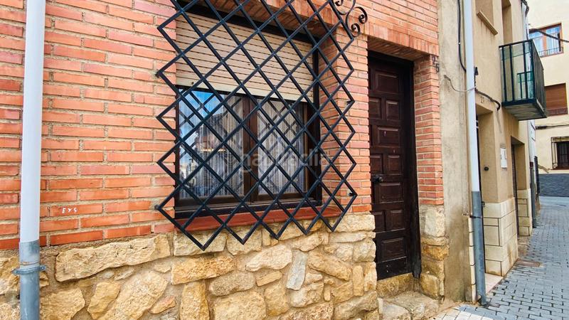 Foto 74d74bd3-e4a5-4ff5-b5ed-16e4f985f885. Casa aparellada amb aparcament a Forcall