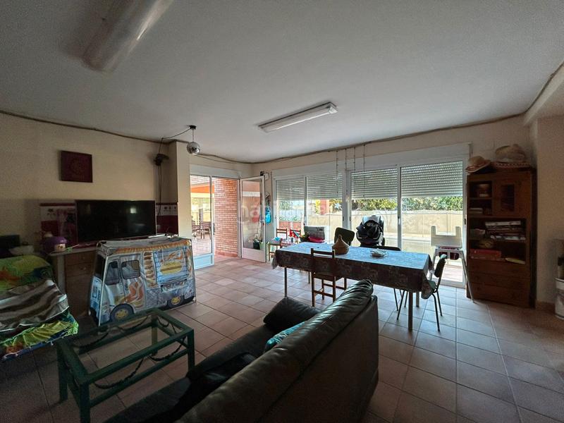 Foto 09e1608f-d76d-4b90-b366-9fd57e070100. Chalet  urbano en venta en vila-real en Madrigal Villarreal / Vila - real