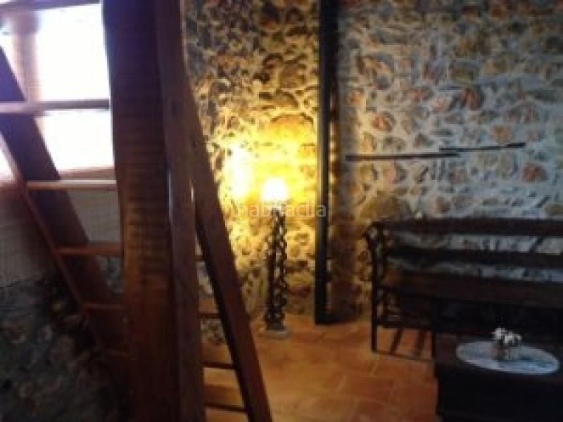 Foto 04e79dca-c0f4-4800-b811-5f1ab920f2d4. Casa amb xemeneia a Morella