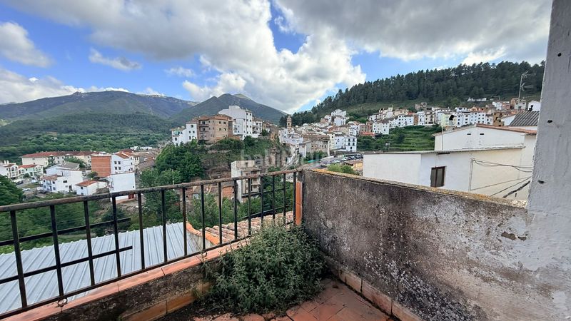 Foto 39d872e4-bcee-419c-8b21-77afe0013304. Casa a Montán