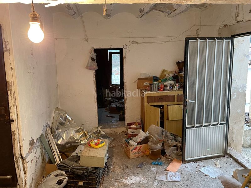 Foto b65e79a6-ddeb-4316-8352-1944d456bada. Casa a Montán