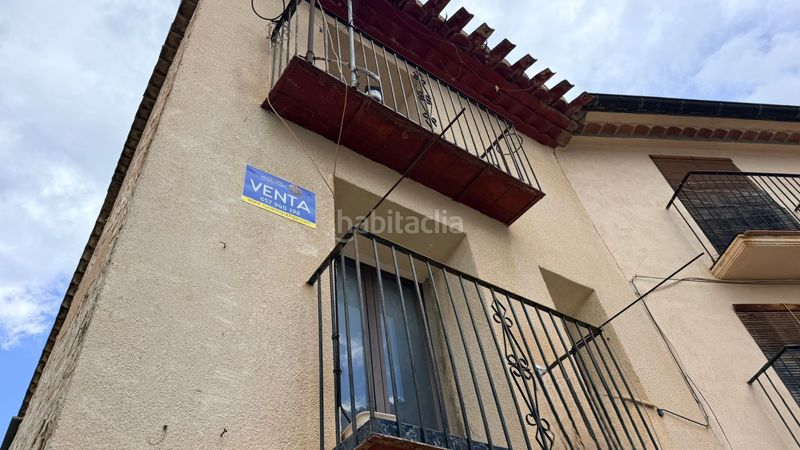 Foto 3e1333da-ca77-4613-9cbe-2f8124375b85. Casa amb xemeneia calefacció a Morella
