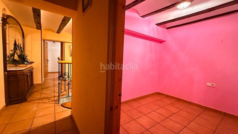 Foto b7ce33a8-877e-4eea-820e-668a486926a6. Casa amb xemeneia a Toro (El)