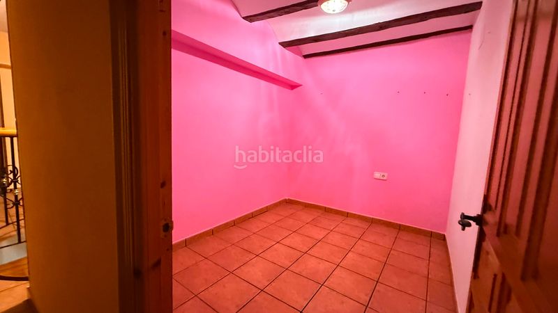 Foto f333dee7-da04-4768-b9e6-d69fd4867a85. Casa amb xemeneia a Toro (El)