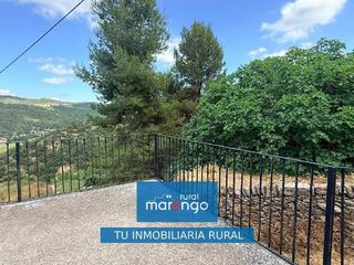 Chalet in Jérica. Venta de masia en todolella