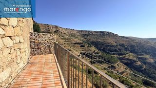 House in Ares del Maestre